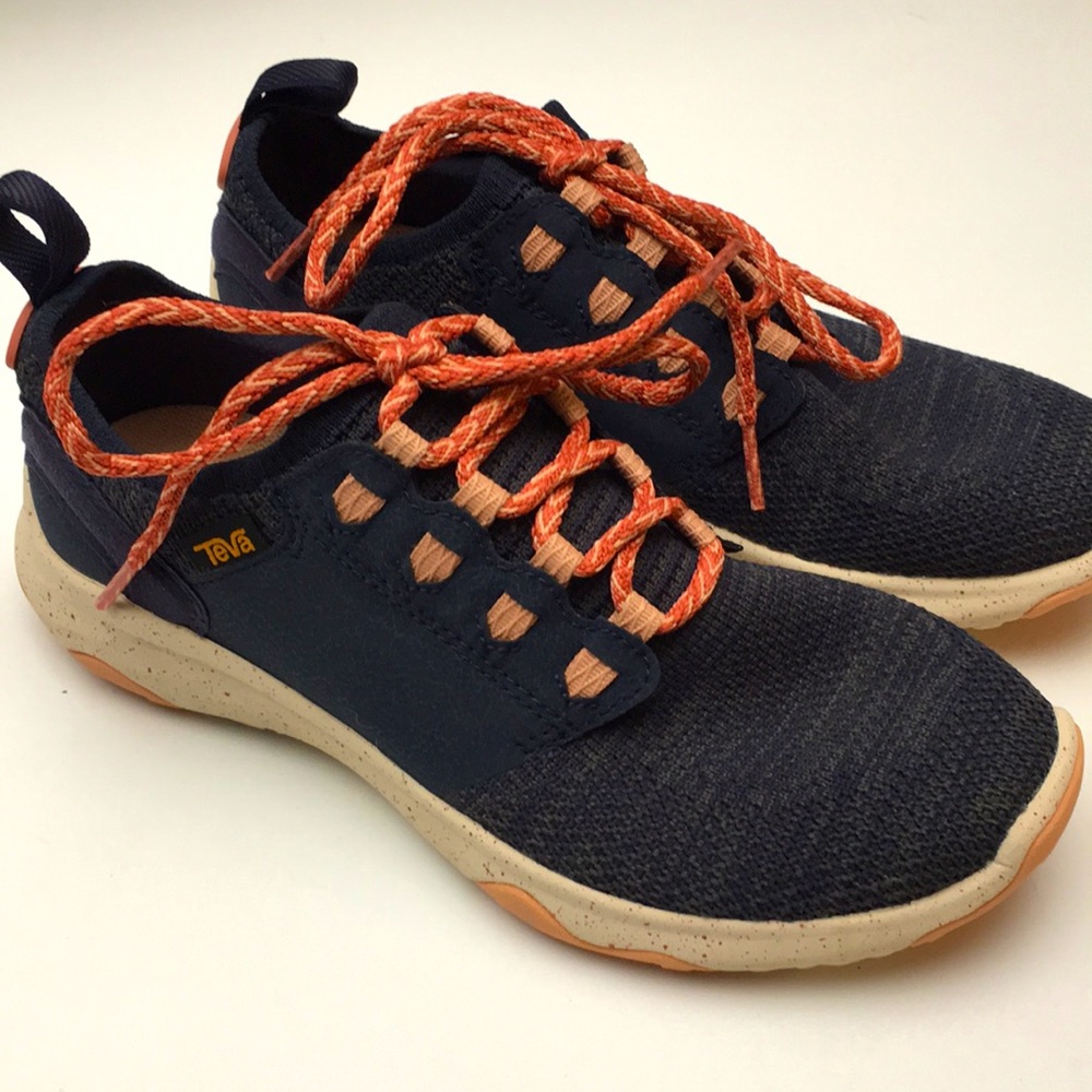 Kids size 6 Teva Water Shoes